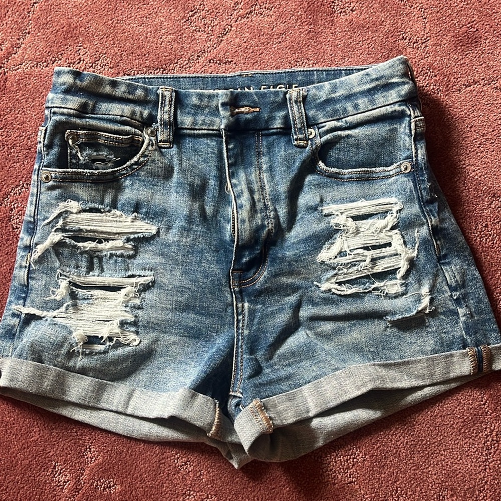 American Eagle curvy high rise shorts, size 4